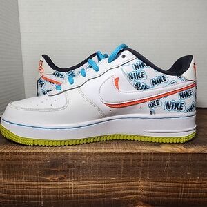 NIKE - Air Force 1 Back to School - Size: 6.5Y